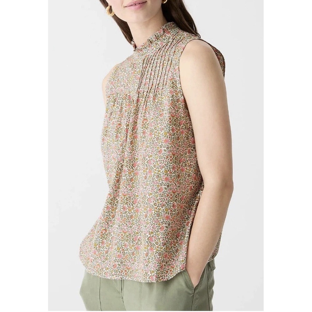 J.Crew Pintuck cotton Poplin top in scattered blooms Ivory Pink Smocked Spring S